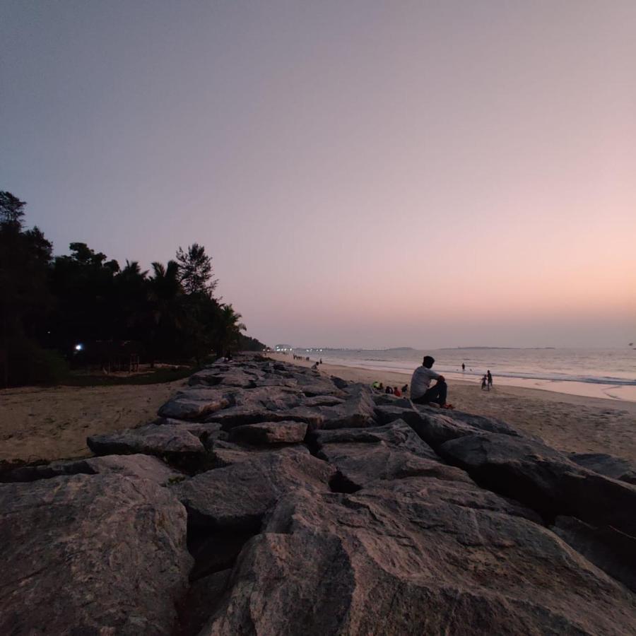 His Grace Sea View Cottages - Private Beach At Malpe Udupi Bagian luar foto