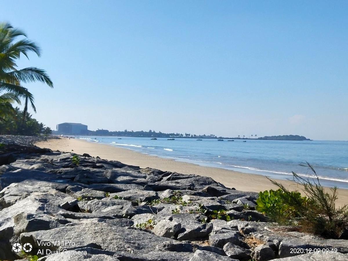 His Grace Sea View Cottages - Private Beach At Malpe Udupi Bagian luar foto